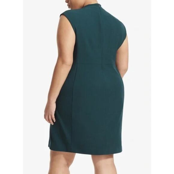 M.M. Lafleur Aditi 2.0 Dress Rainforest Green Plus Size 3XL V-Neck WonderTex NWT - Picture 2 of 9